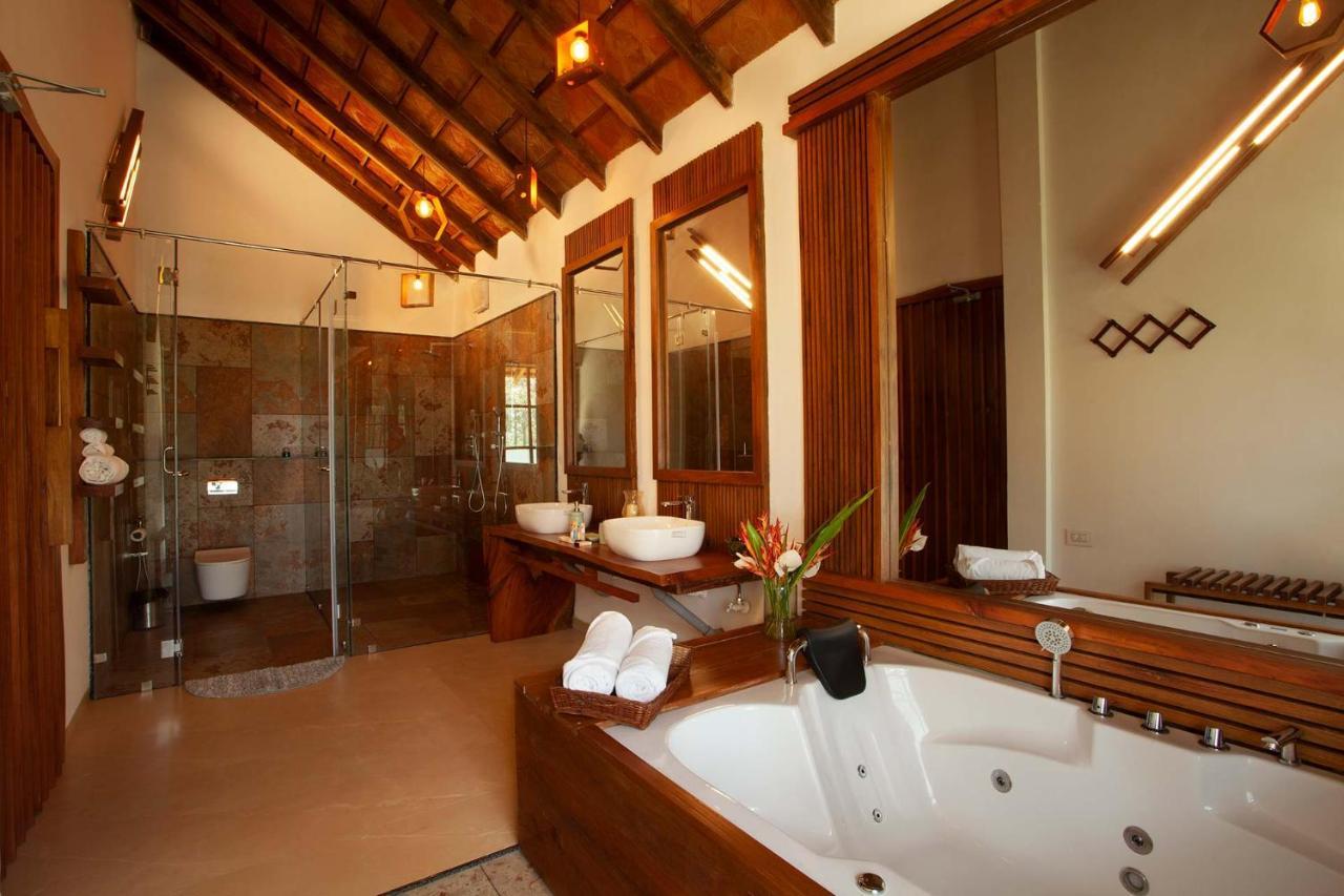 Stayvista At Cedar - Strelitzia 2Bhk With Breakfast And Jacuzzi จิกมากาลูร์ ภายนอก รูปภาพ